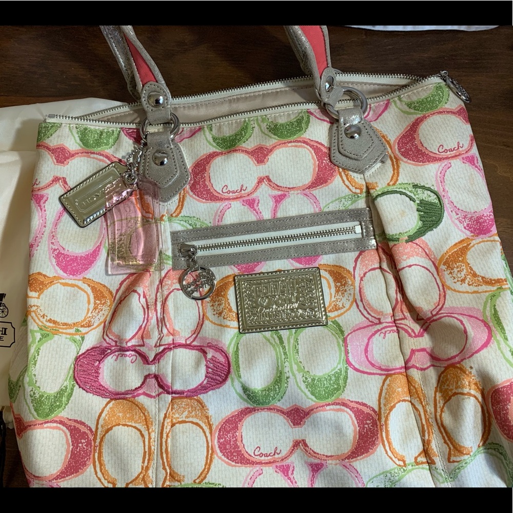 Authentic Coach Poppy Tote